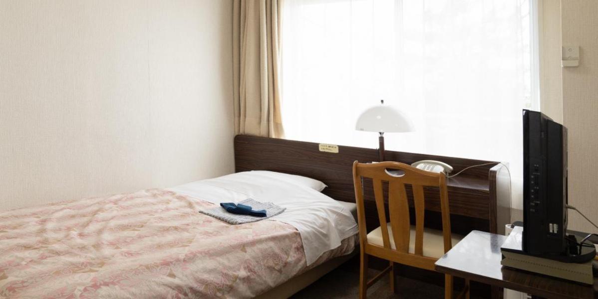 Business Hotel Heisei Yonezawa Buitenkant foto