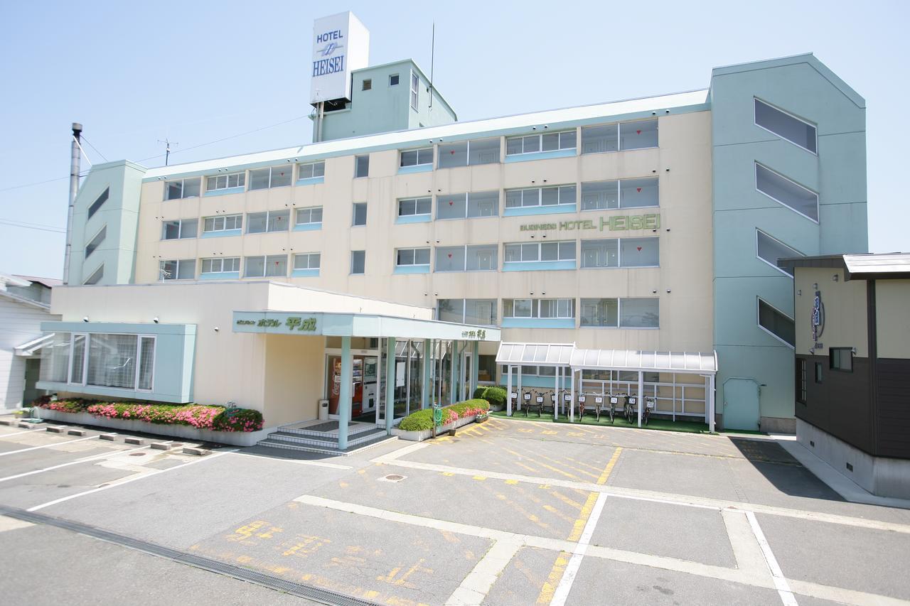 Business Hotel Heisei Yonezawa Buitenkant foto